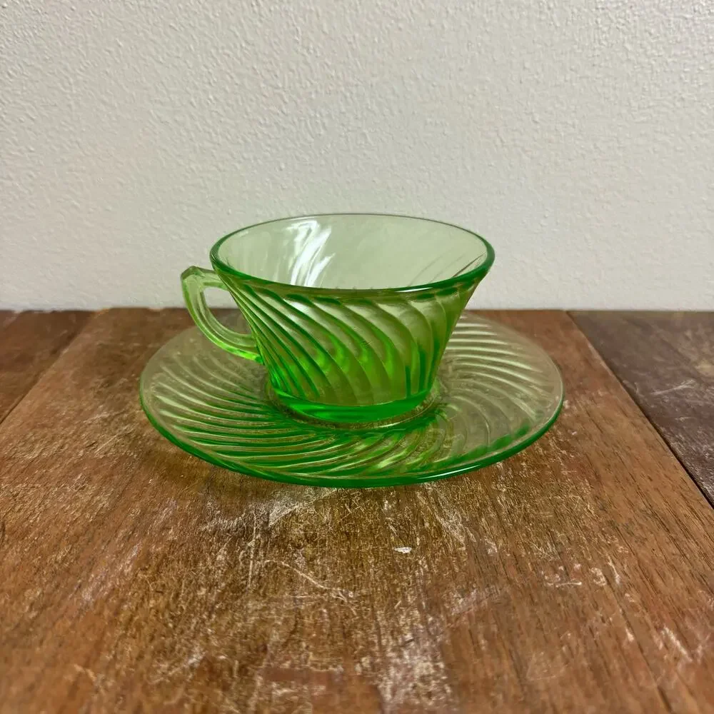 Depression Era Green Vaseline Uranium Swirl saucer and tea‎ cup set